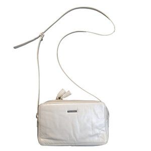 GUC ALTA MODA Vintage Off White Small Lightweight Purse